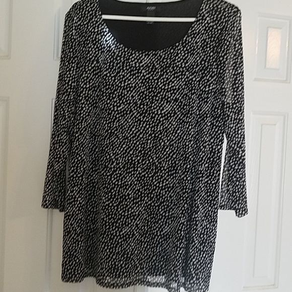 Alfani Tops - Alfani polka dot blouse Alfani Tops - Alfani polka dot blouse
